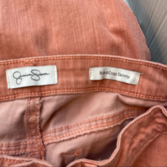 Jessica Simpson Rolled Cropped Skinny Jeans. 12. - Picture 5 of 6